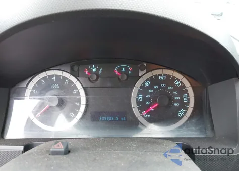 2011 Ford Escape Xlt z USA, uszkodzony, nr VIN 1FMCU9D77BKB66919